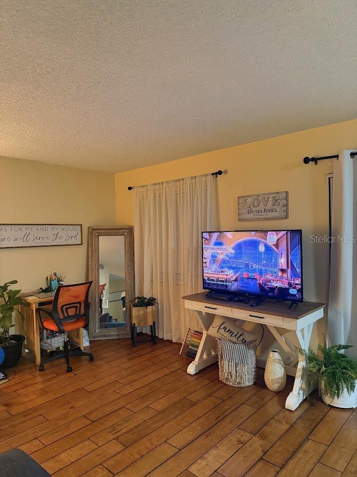 2569 N ALAFAYA TRAIL 136