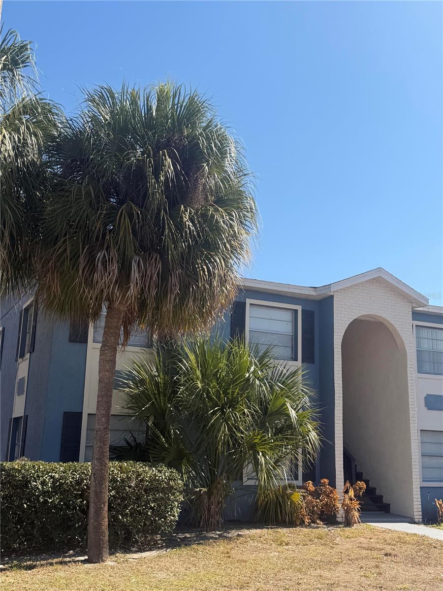 2569 N ALAFAYA TRAIL 136