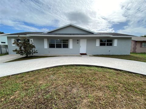 225 WRENA DRIVE WEST PALM BEACH FL 33409