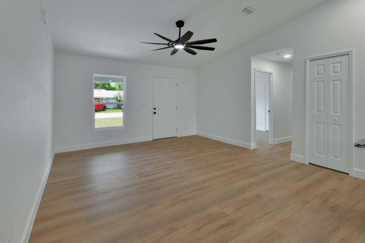 DORSEYS BLUE SPGS PARK - Residential