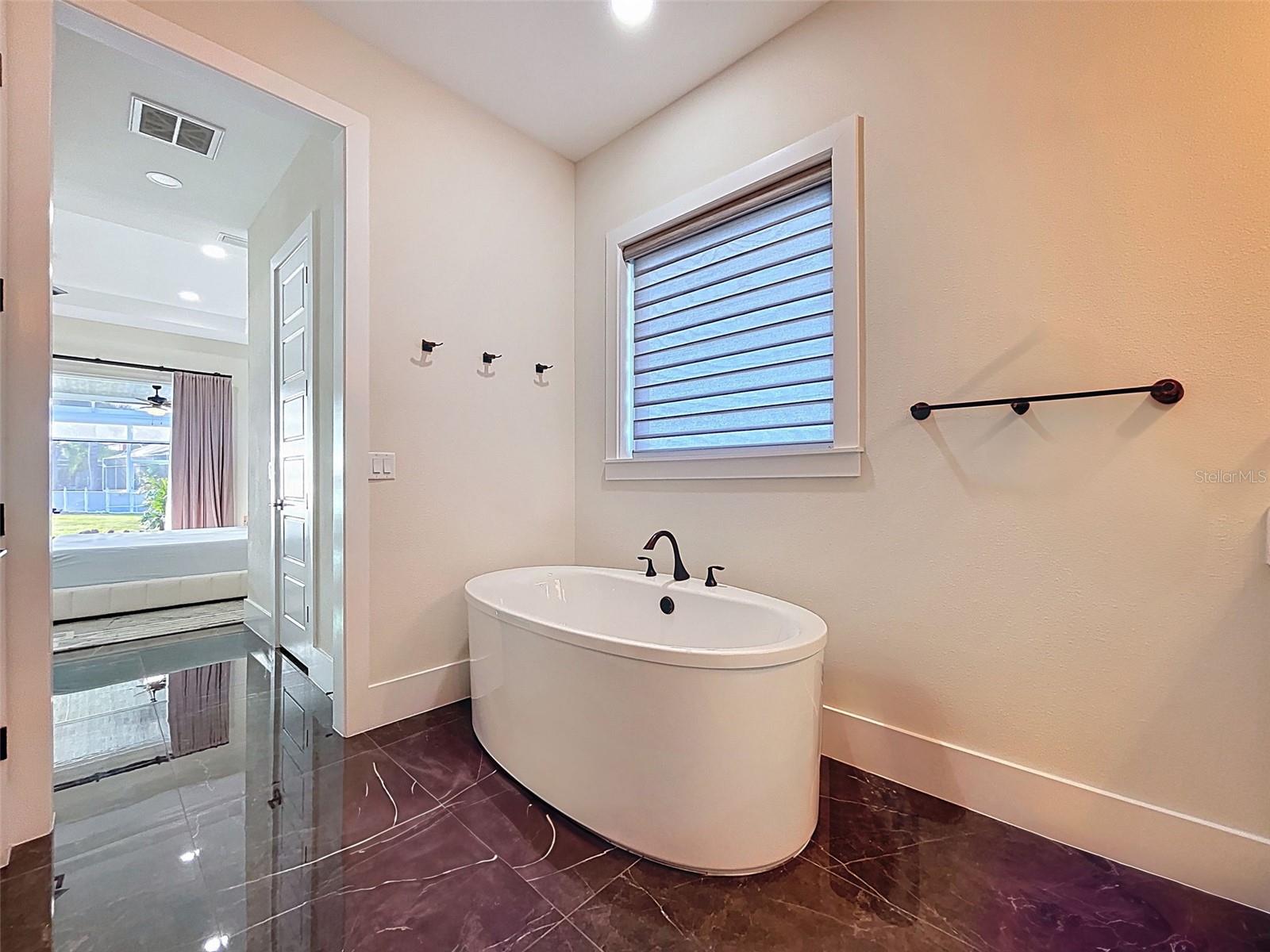 MIRABAY PH 2A-3 - Residential