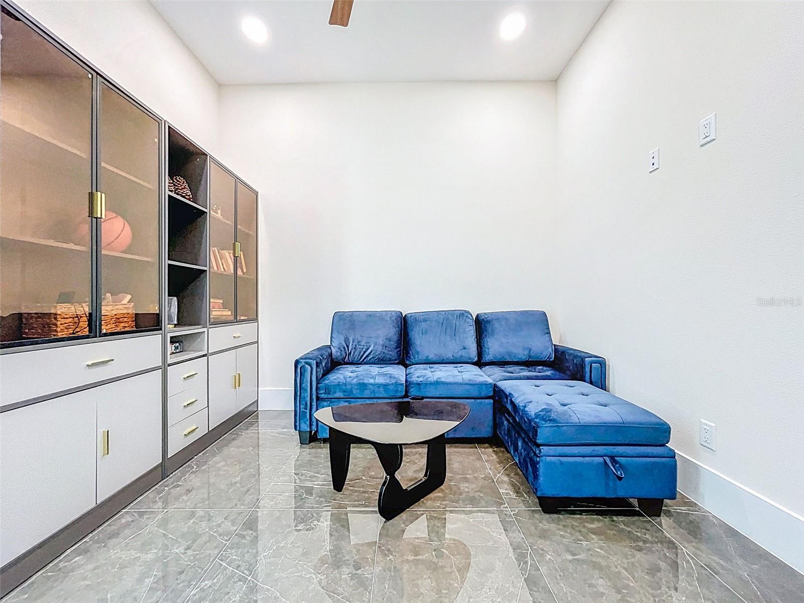 MIRABAY PH 2A-3 - Residential