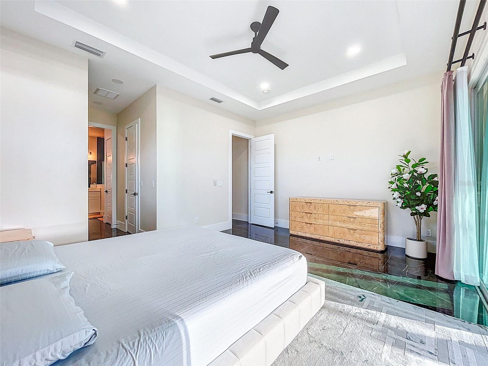 MIRABAY PH 2A-3 - Residential