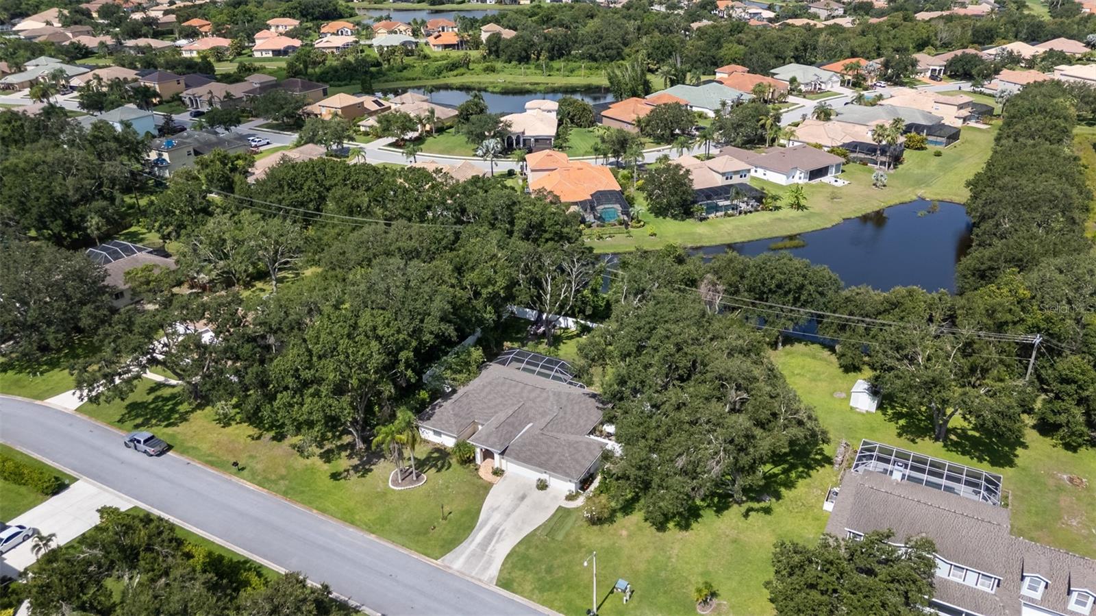 HIDDEN OAKS - Residential