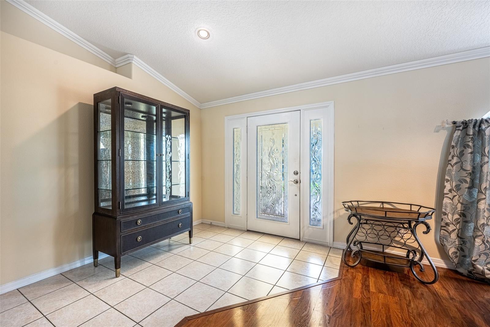 HIDDEN OAKS - Residential