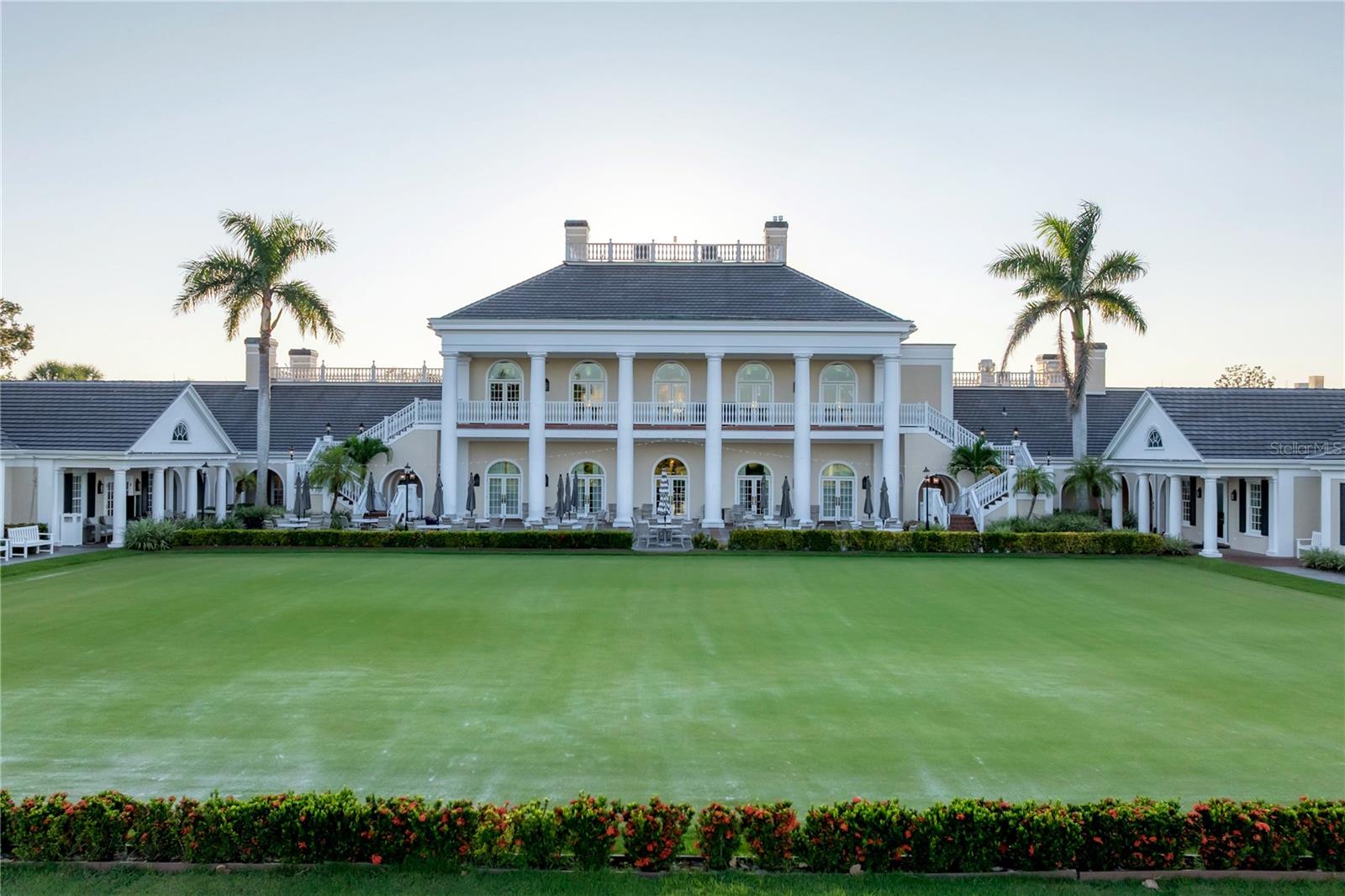 BISHOPS COURT AT OAKS PRESERVE - Residential