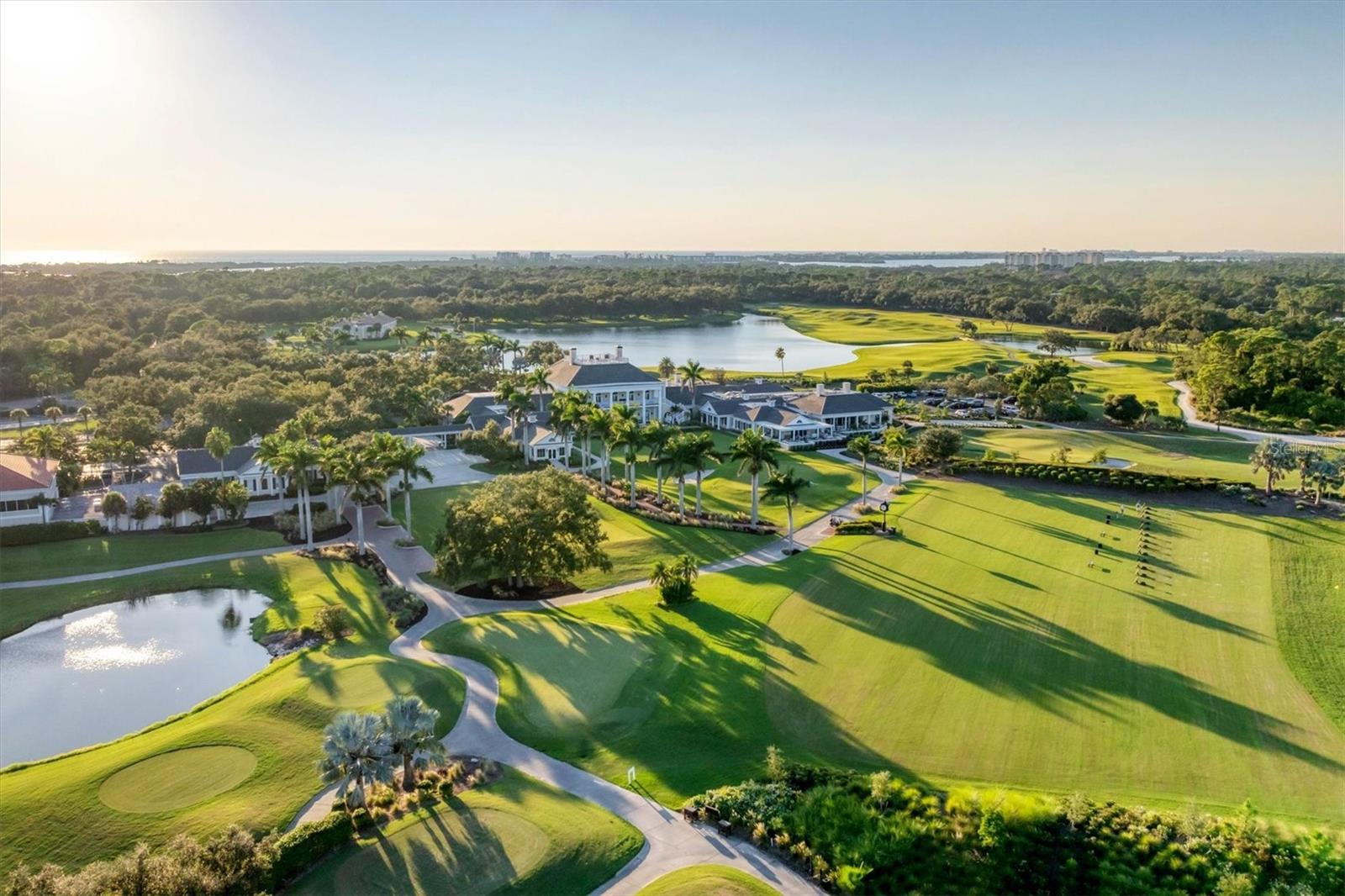 BISHOPS COURT AT OAKS PRESERVE - Residential