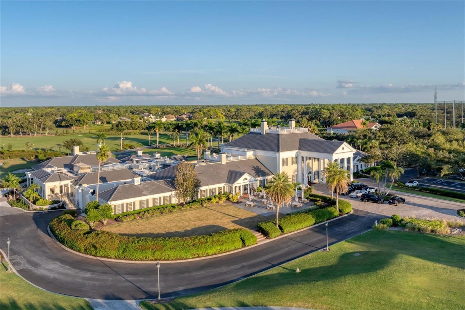 BISHOPS COURT AT OAKS PRESERVE - Residential