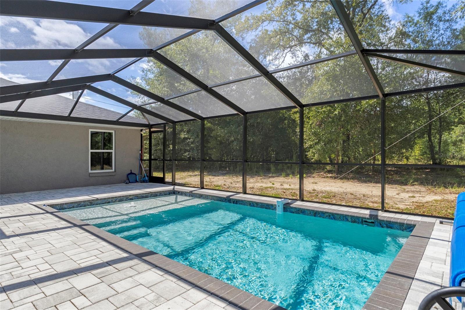 1405 W ADELE COURT