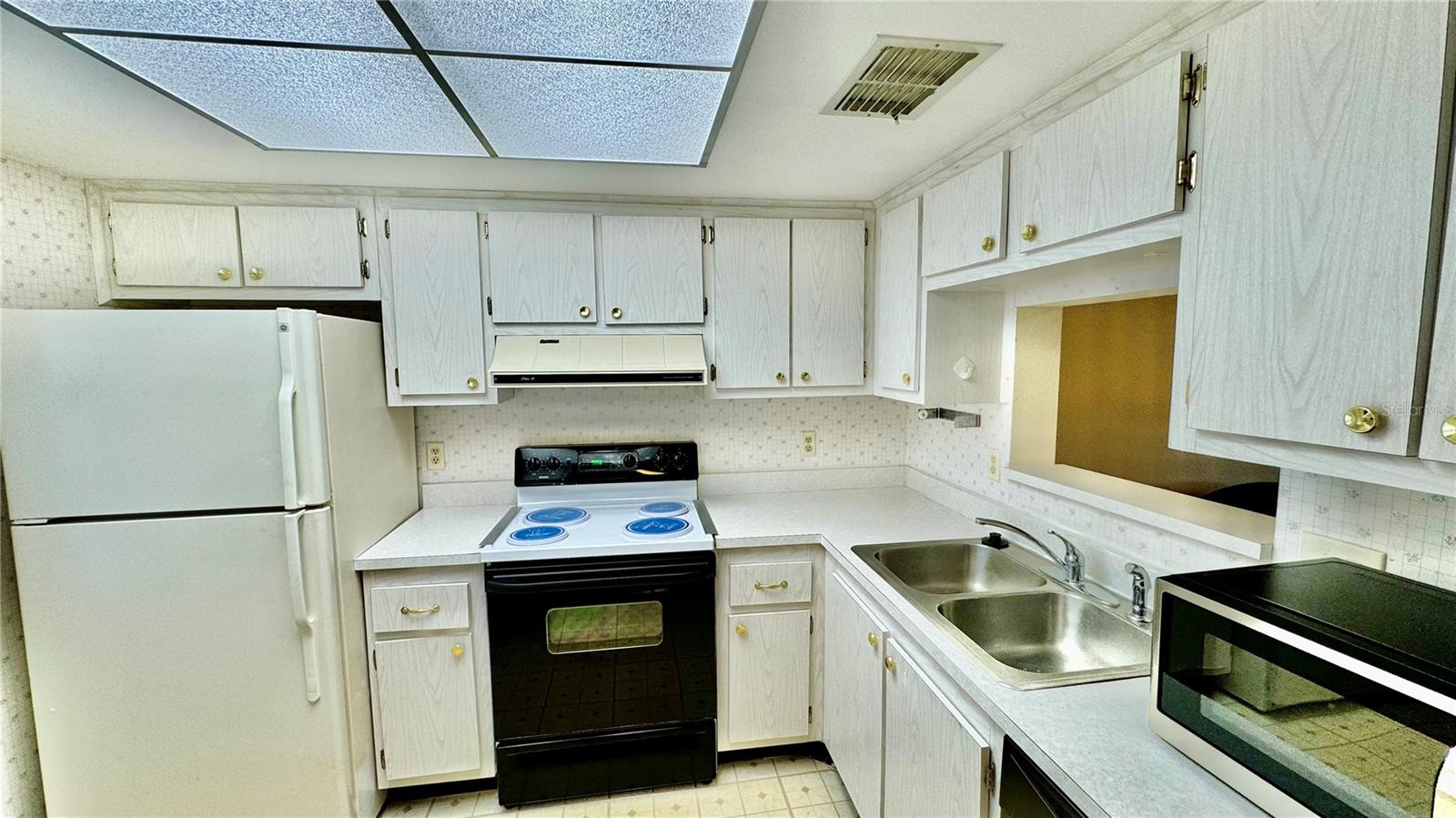 601 N HERCULES AVENUE 1304