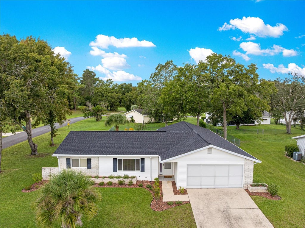 Photo of 11284 SW 79th Avenue, Ocala, FL 34476 (MLS # OM732145)
