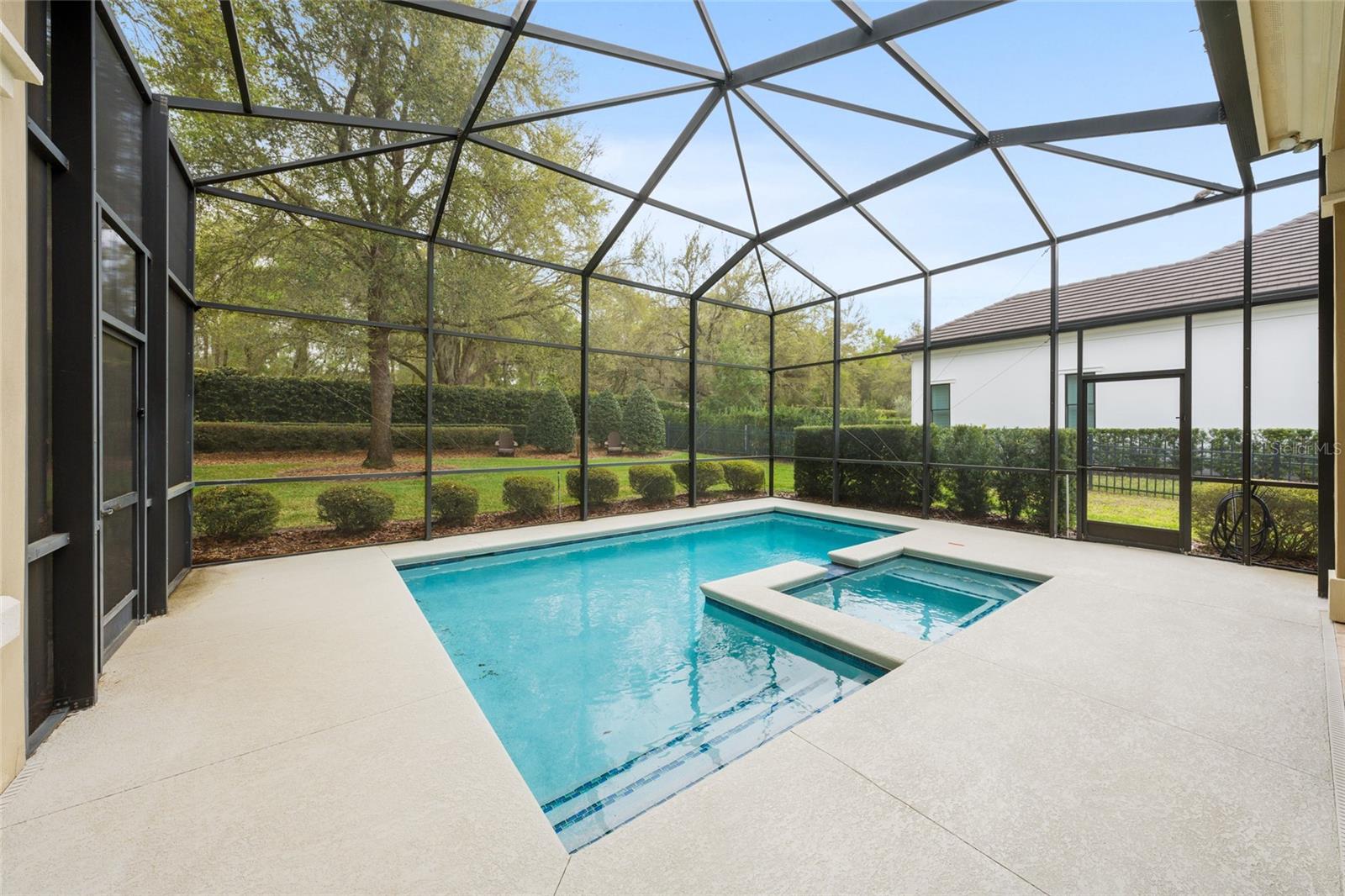 RLR GOLDEN OCALA - Residential