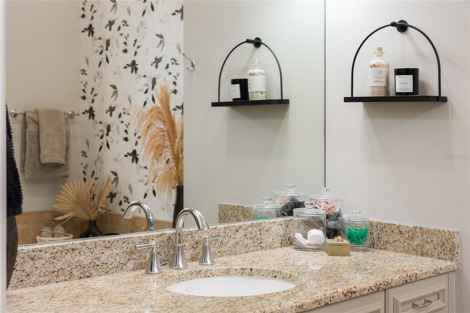 RLR GOLDEN OCALA - Residential