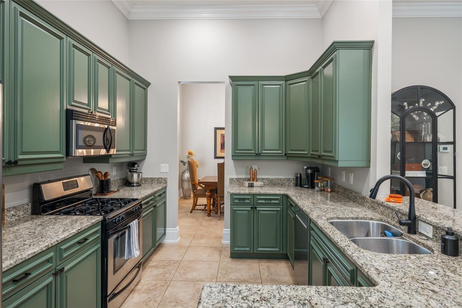 RLR GOLDEN OCALA - Residential