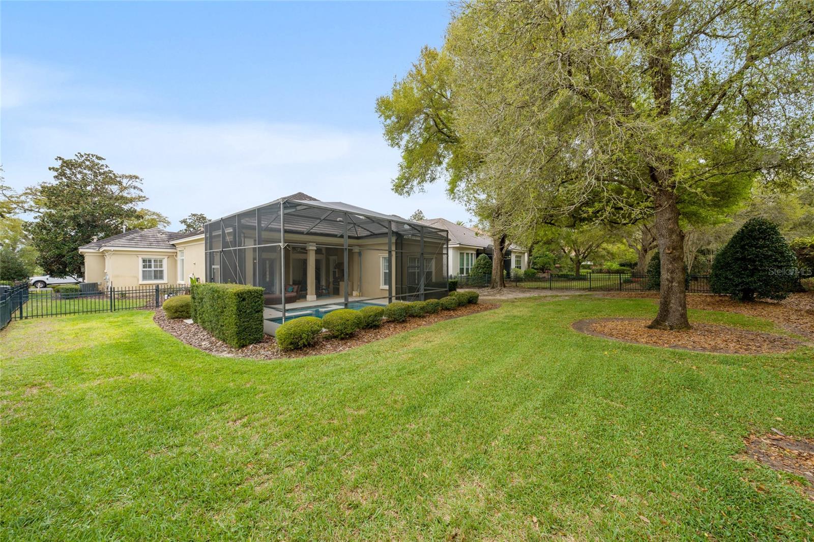 RLR GOLDEN OCALA - Residential