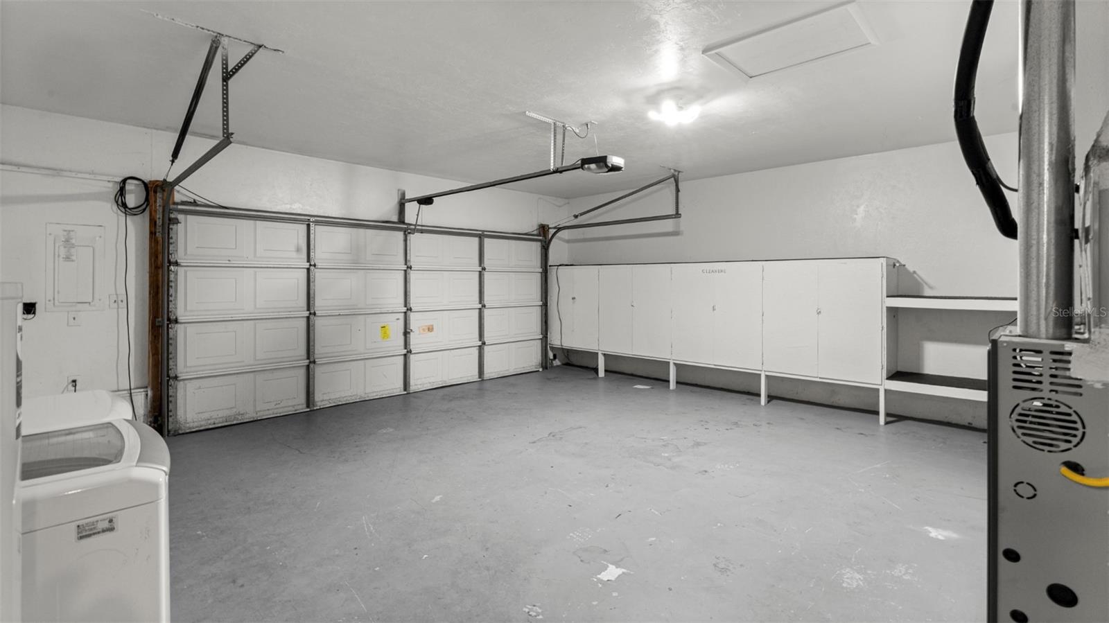 WESTCHESTER MANOR - Residential