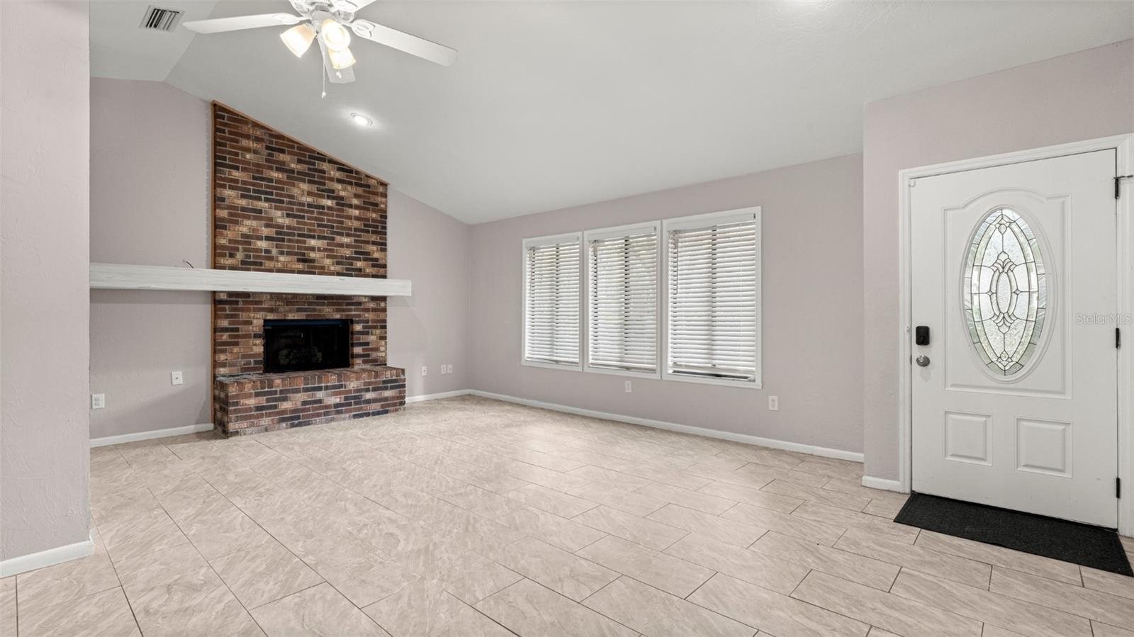 WESTCHESTER MANOR - Residential