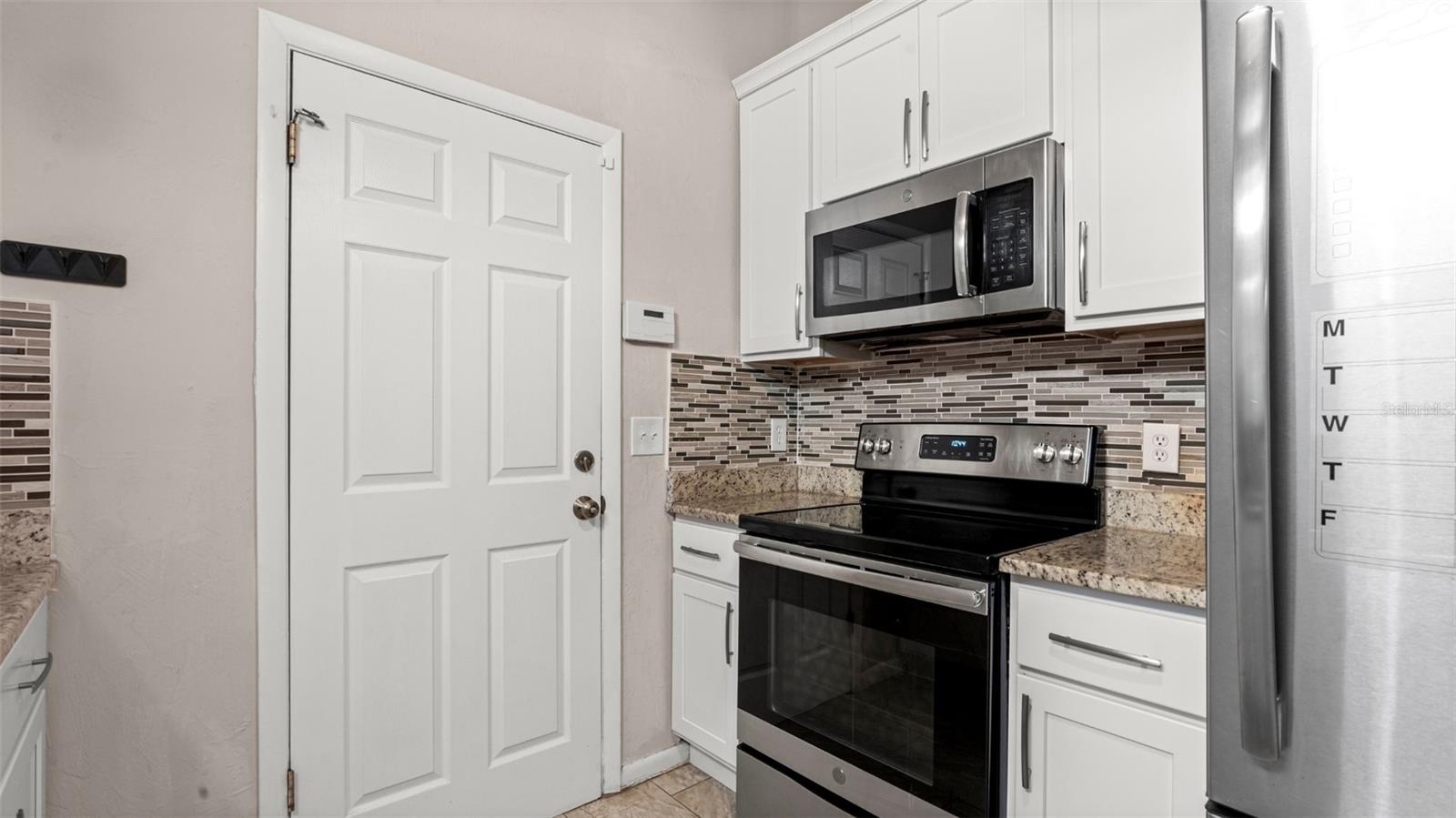 WESTCHESTER MANOR - Residential