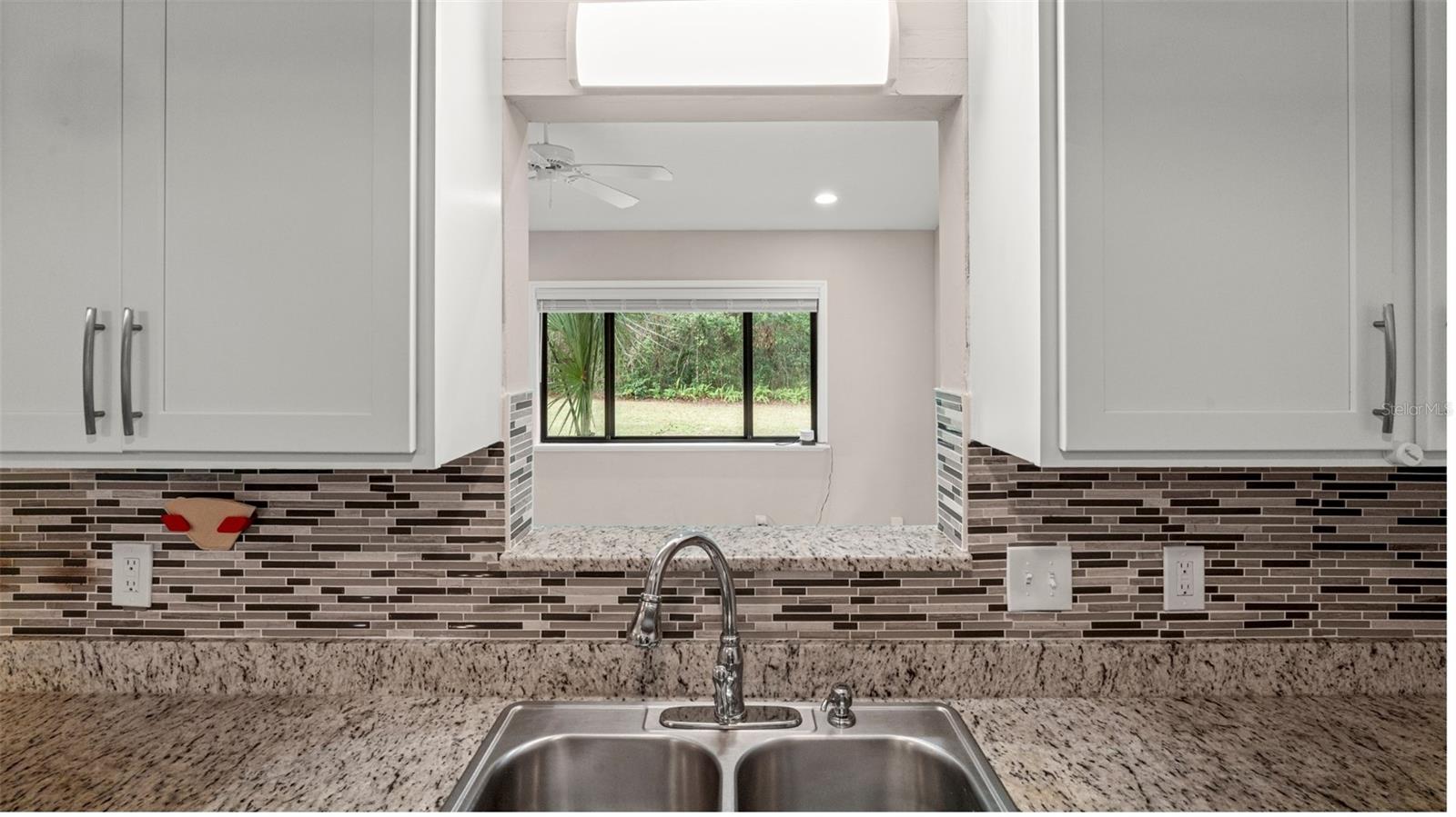 WESTCHESTER MANOR - Residential