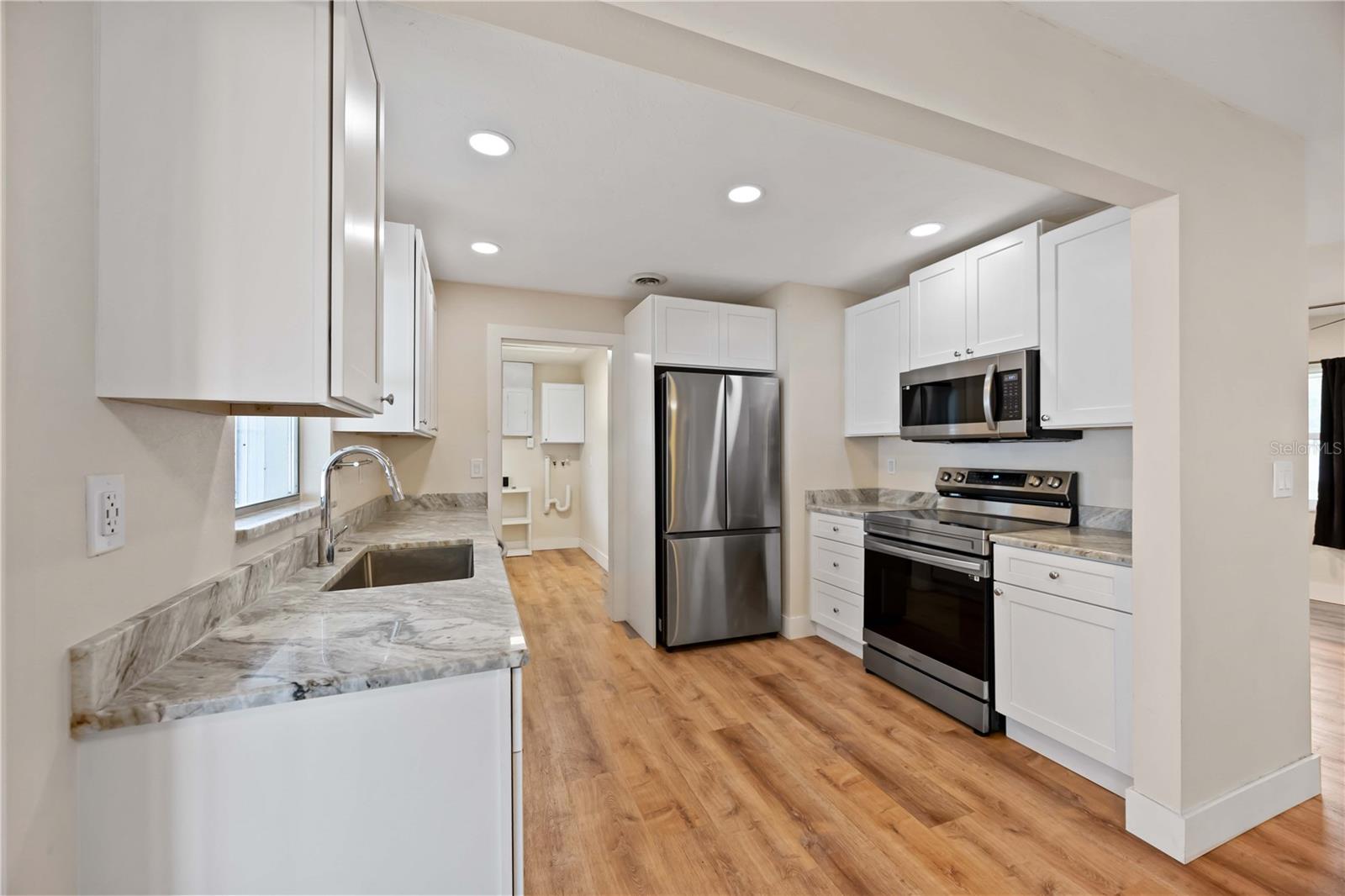 WINDSOR PARK THIRD UNIT - Residential