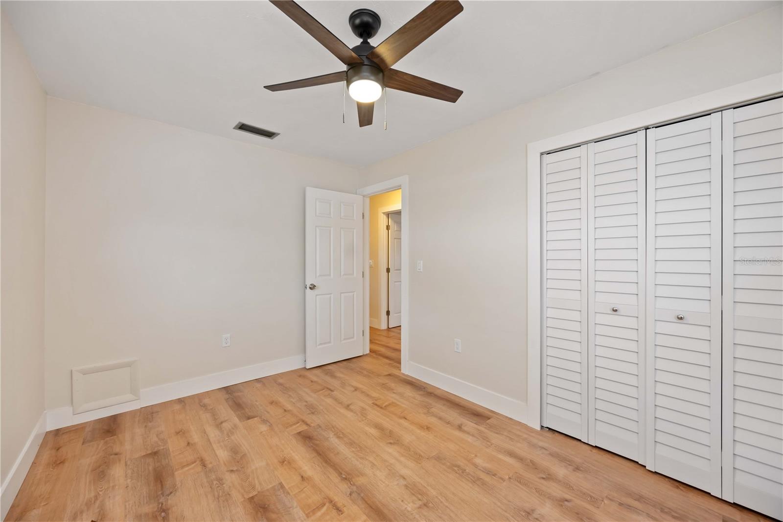 WINDSOR PARK THIRD UNIT - Residential