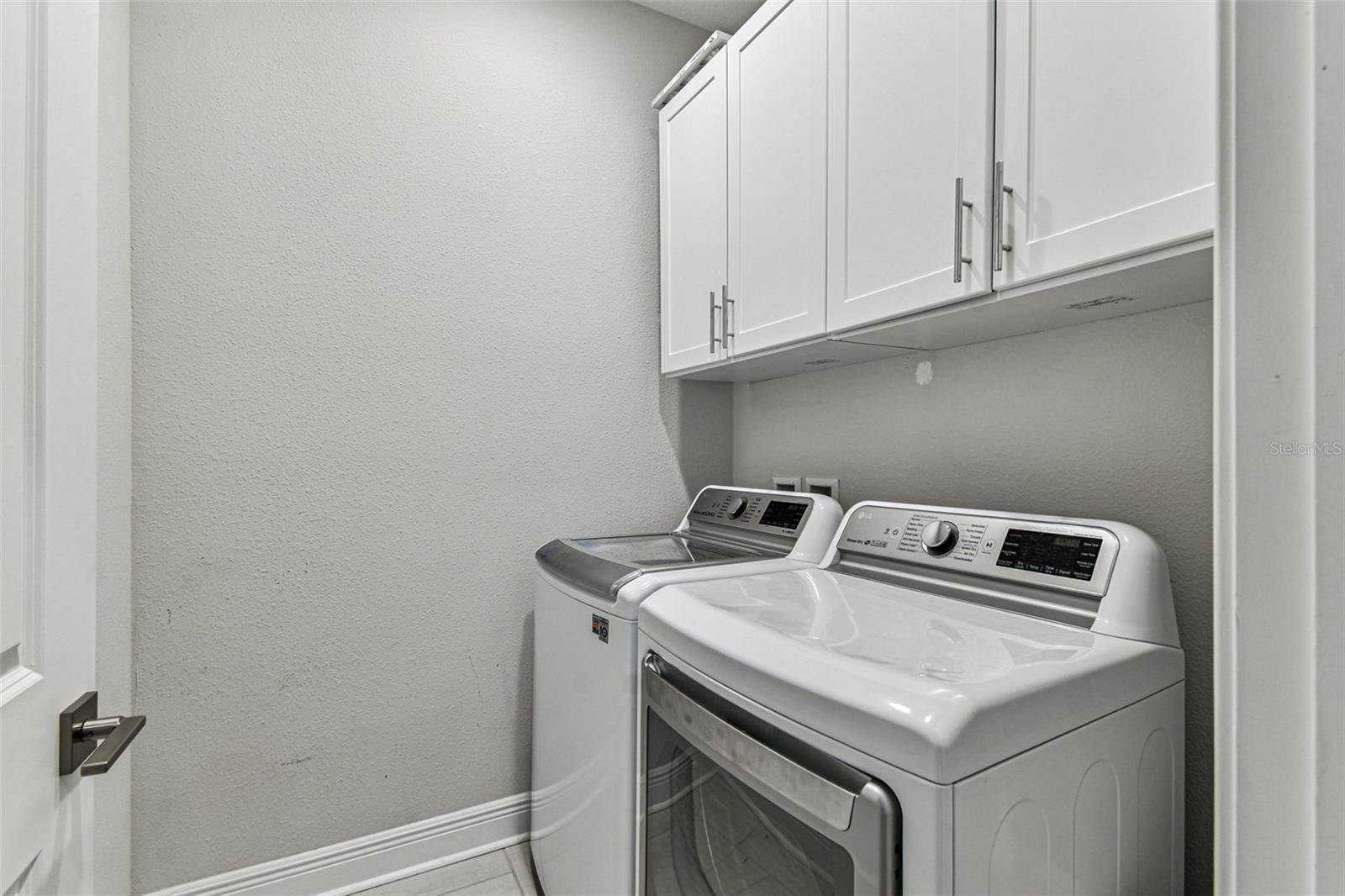 BELLAVILLA LUXURY TOWNHOMES - Residential