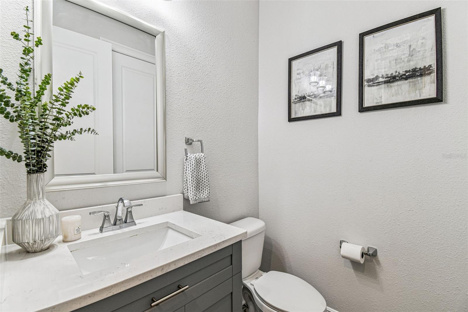 BELLAVILLA LUXURY TOWNHOMES - Residential