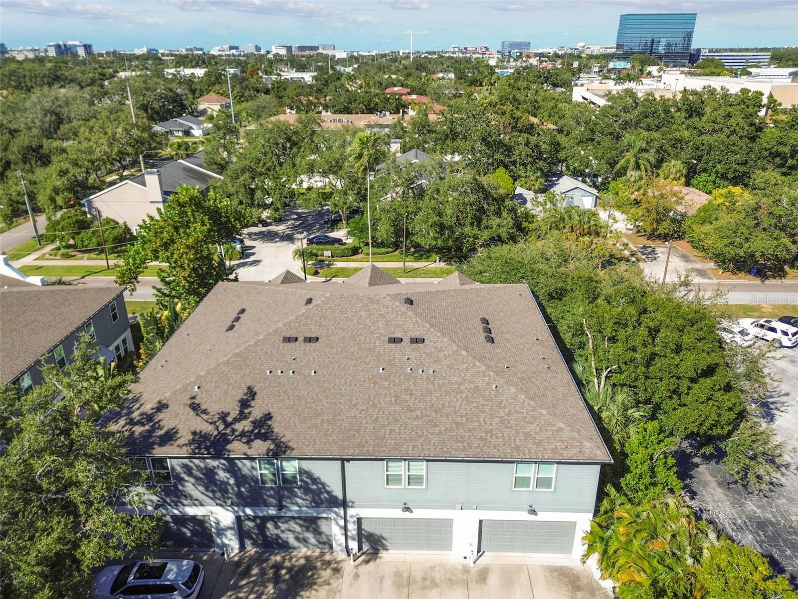 BELLAVILLA LUXURY TOWNHOMES - Residential