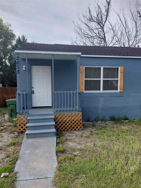 Photo of 2615 E 28th Avenue, Tampa, FL 33605 (MLS # TB8429422)