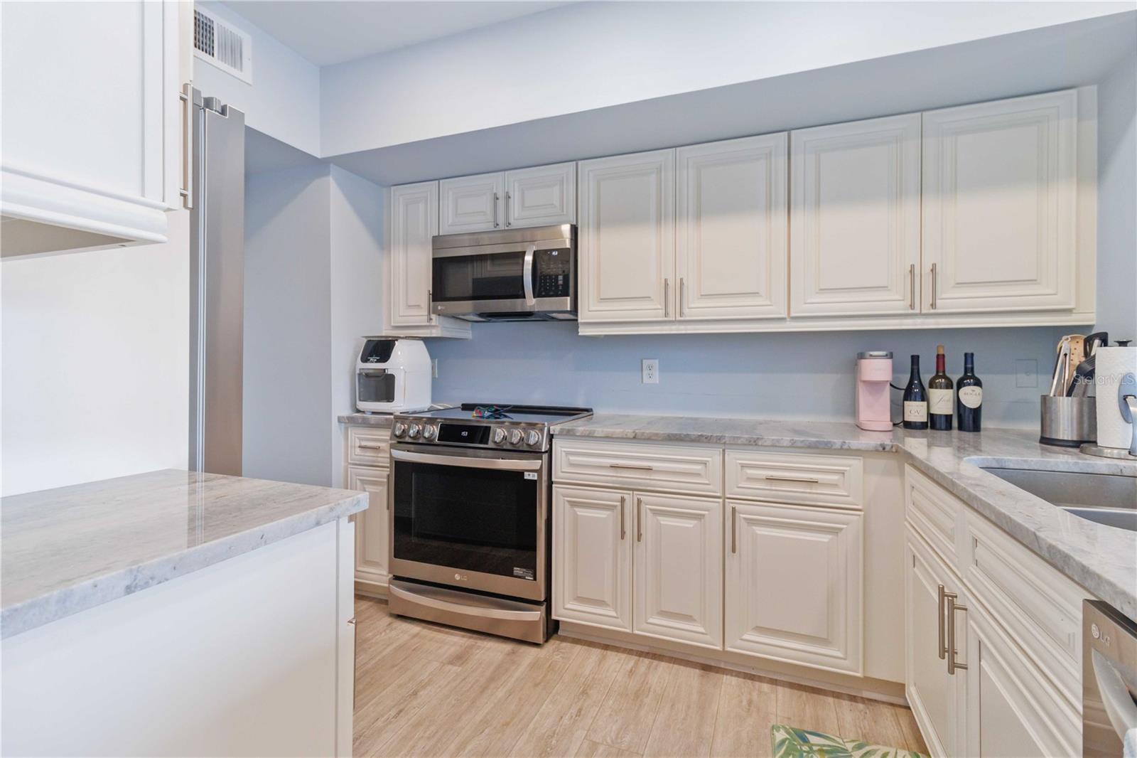 VILLAGIO - Residential Lease