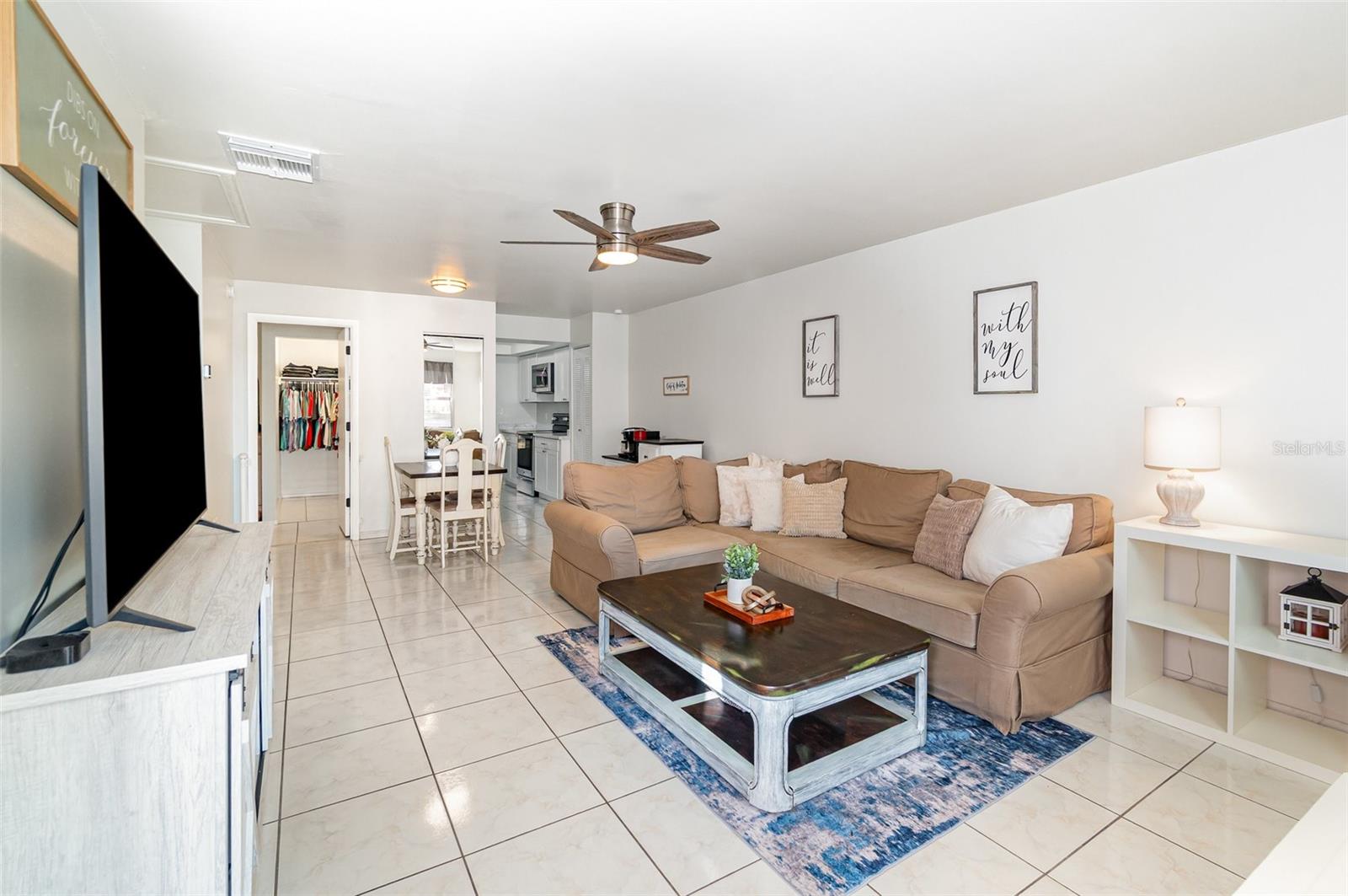 MARBRISA VILLAS - Residential