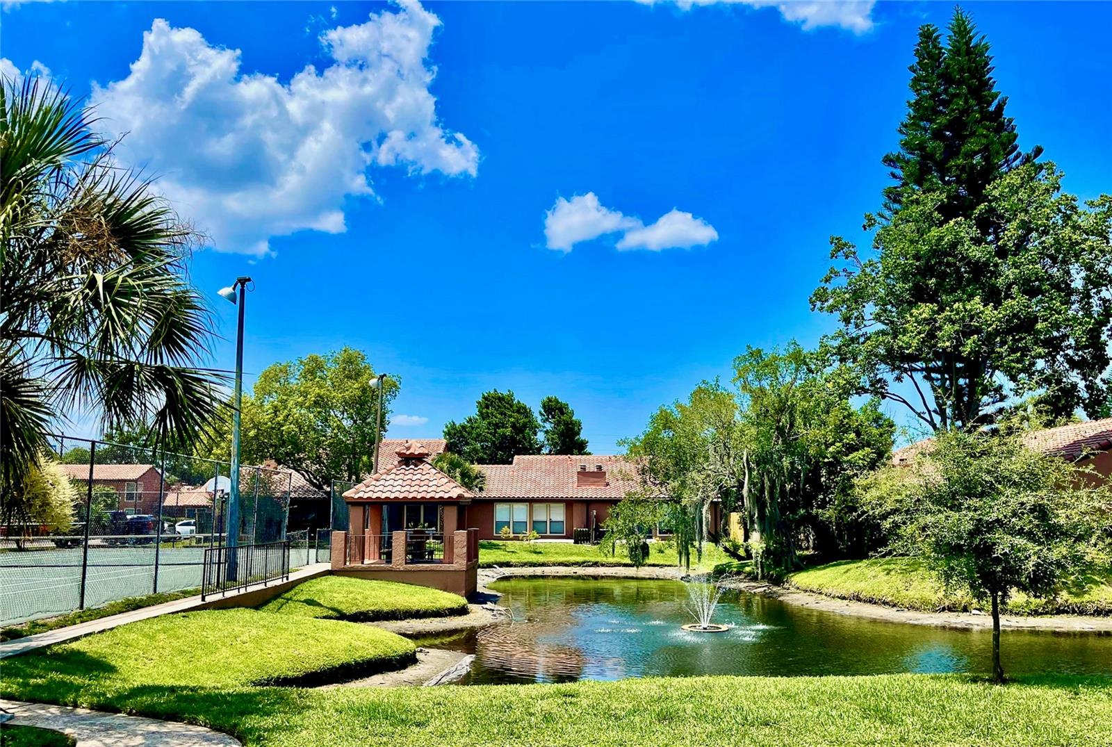 WINTER PARK VILLAS CONDO - Residential