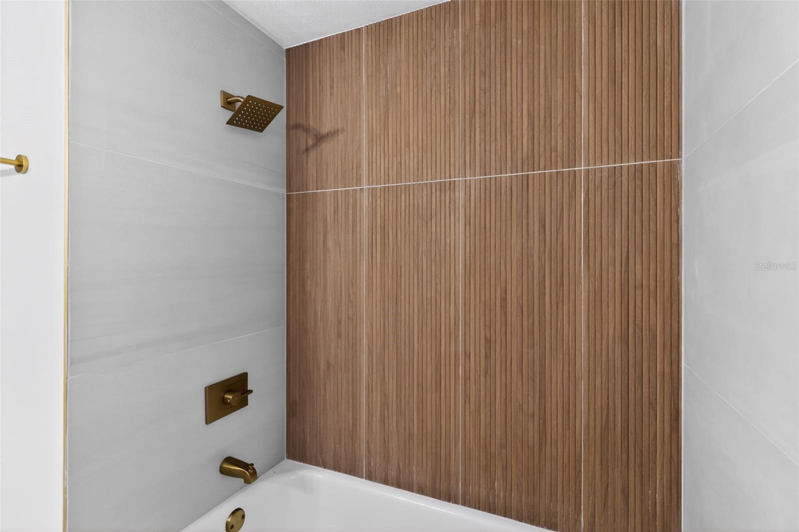 JASMINE POINT ESTATES - Residential