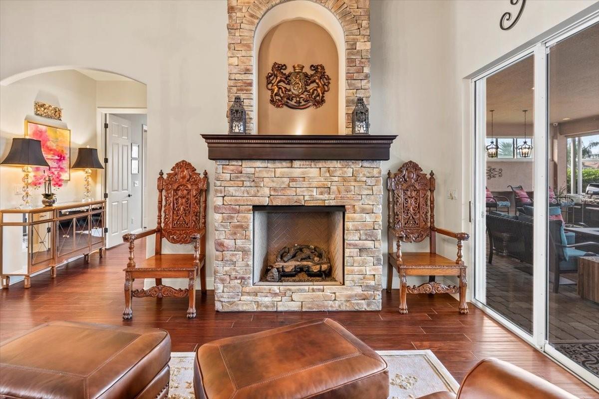 PROMENADE PARKE - Residential