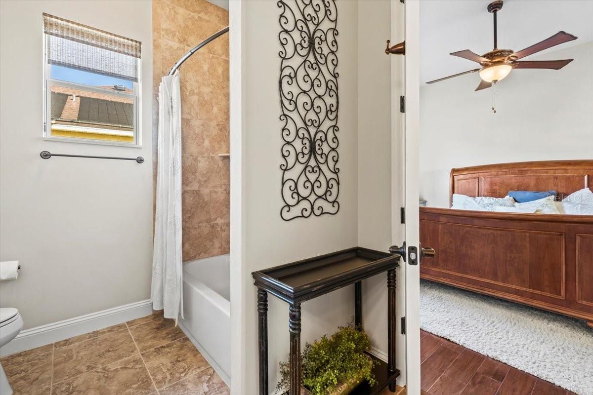 PROMENADE PARKE - Residential