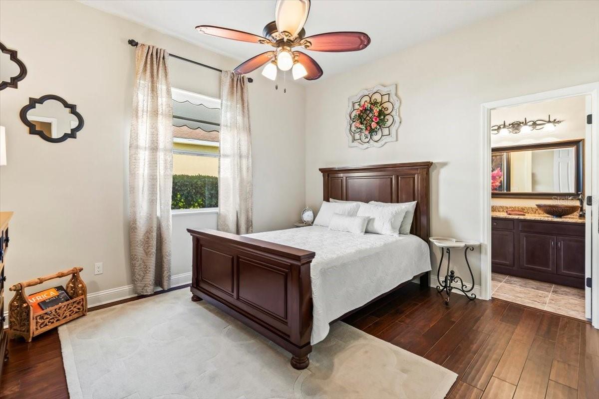 PROMENADE PARKE - Residential