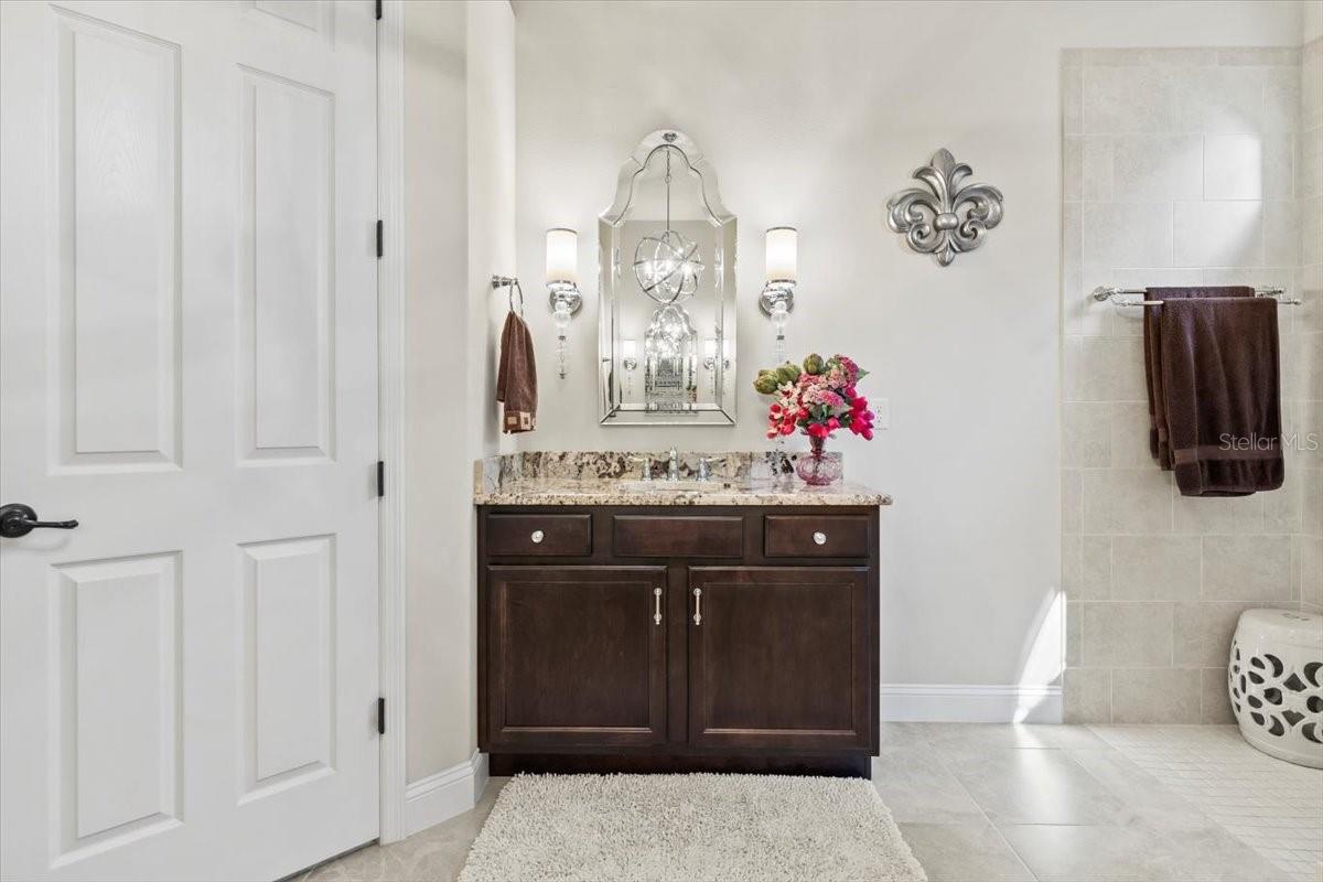 PROMENADE PARKE - Residential