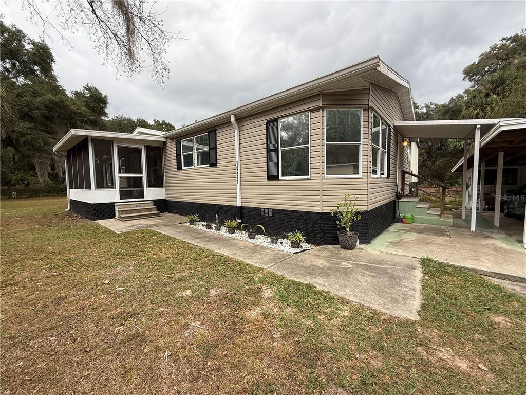 Photo of 16621 NE 30th Court, Citra, FL 32113 (MLS # GC535822)