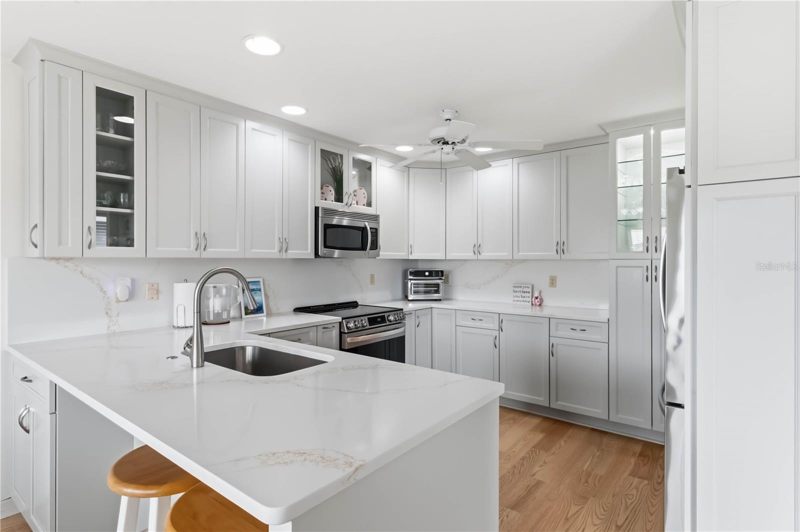 WEDGEWOOD MANOR PH 01 02 - Residential