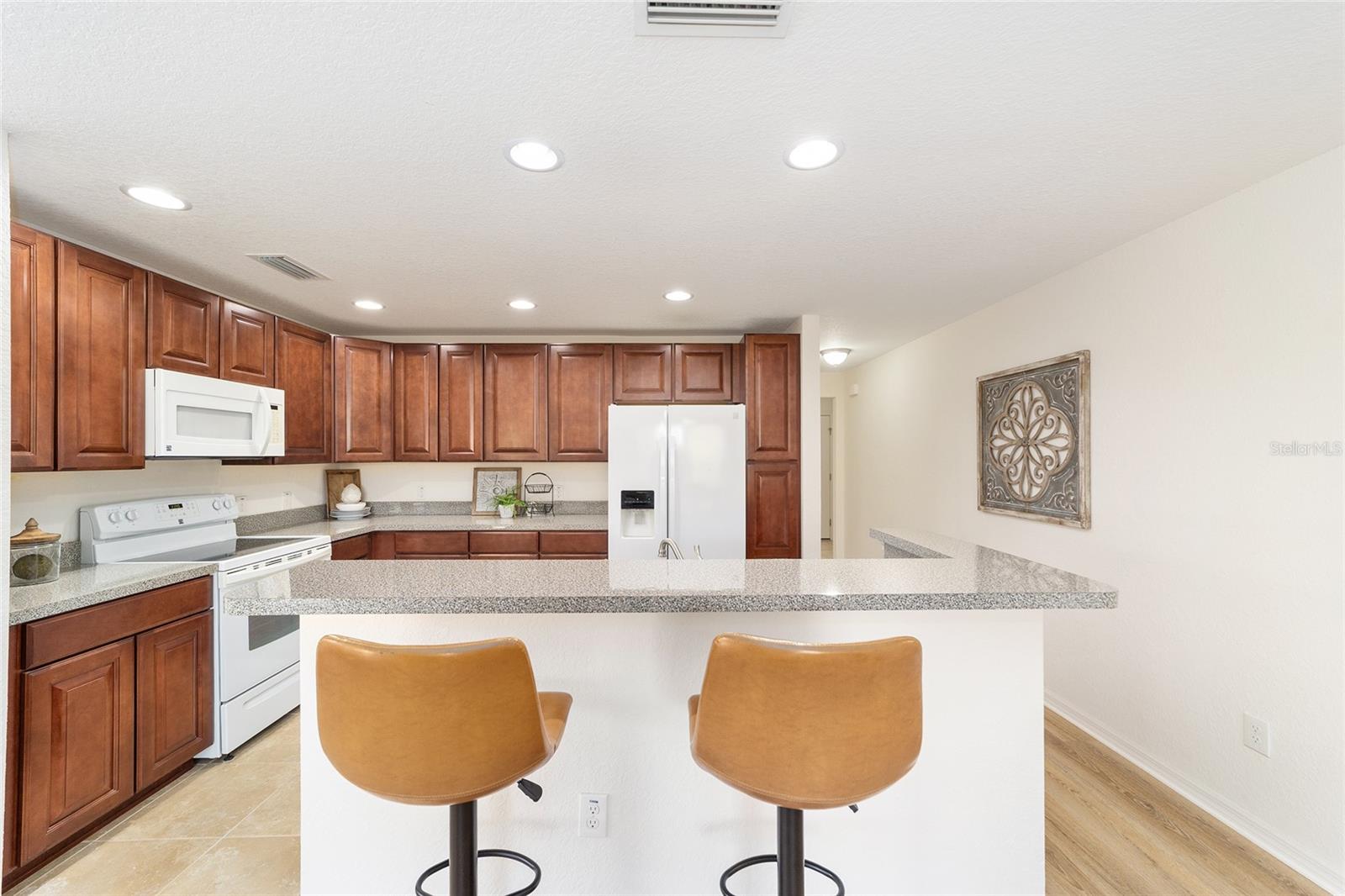 COTTAGES/LAKESIDE LNDGS - Residential