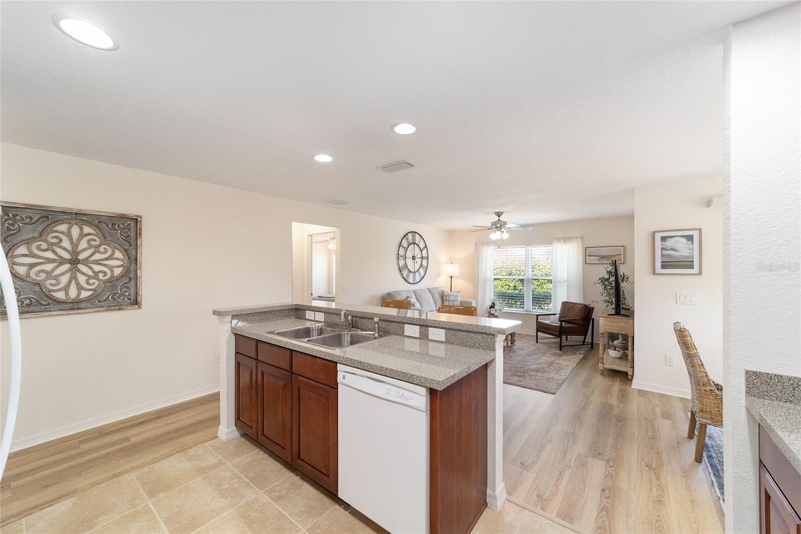 COTTAGES/LAKESIDE LNDGS - Residential