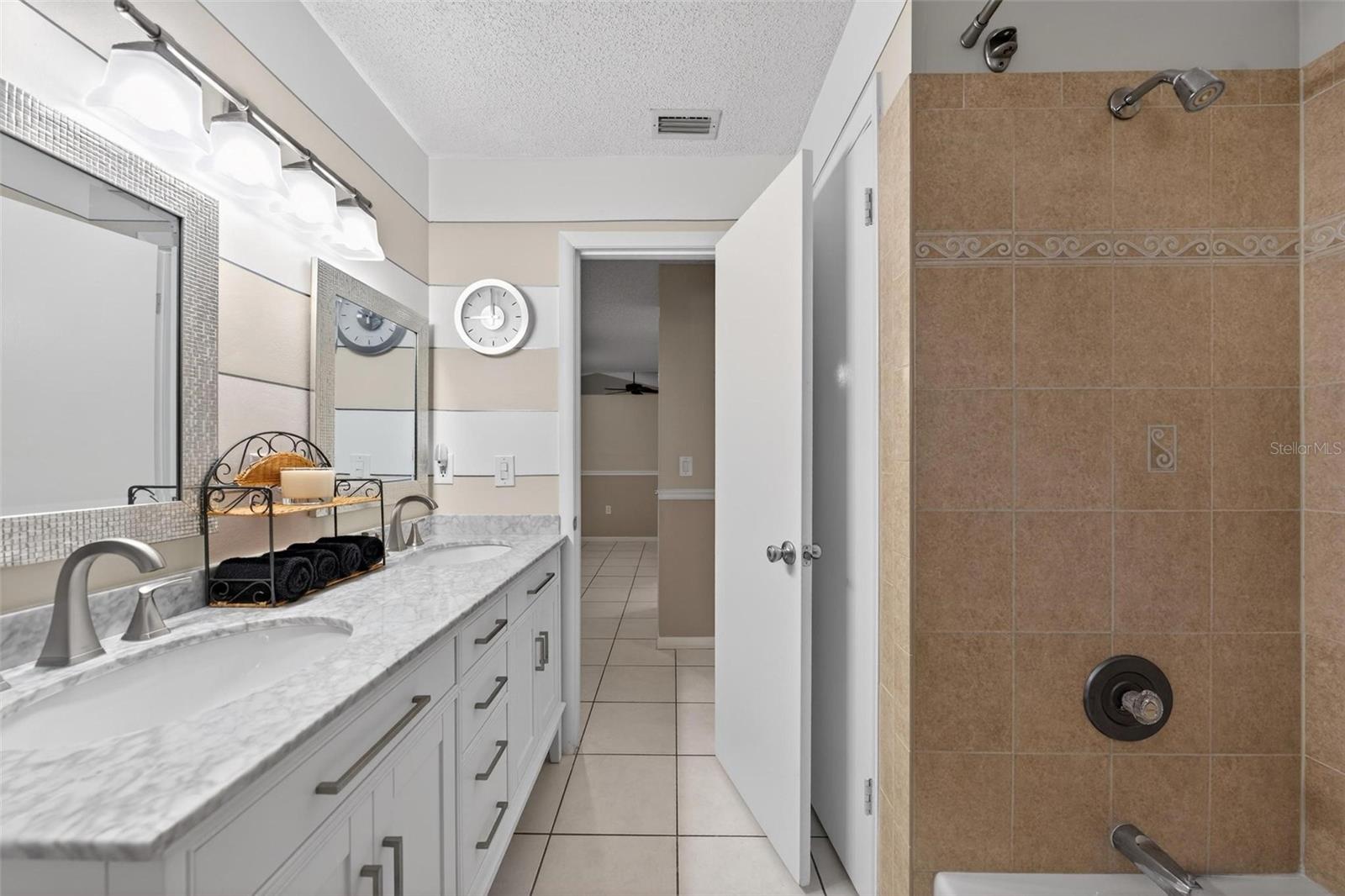 CLERMONT SHADY NOOK UNIT 01 - Residential