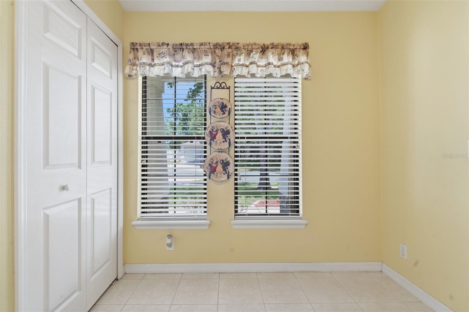 WATERFORD LAKES UNIT 02 - Residential