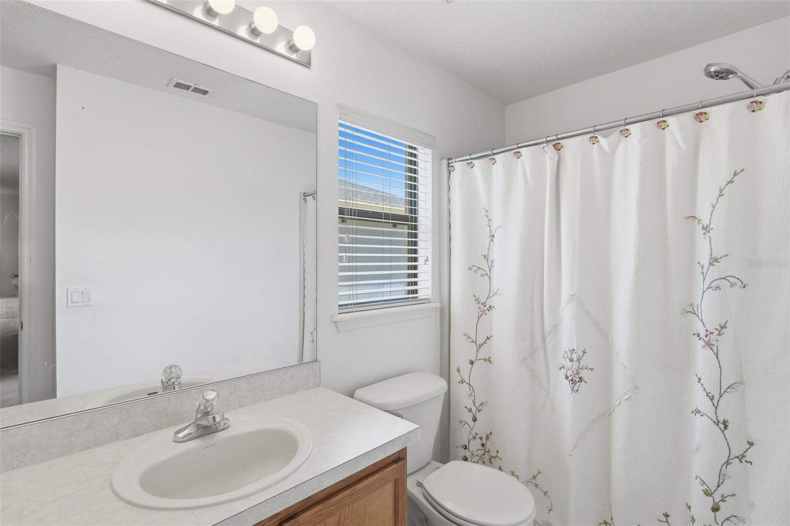 WATERFORD LAKES UNIT 02 - Residential