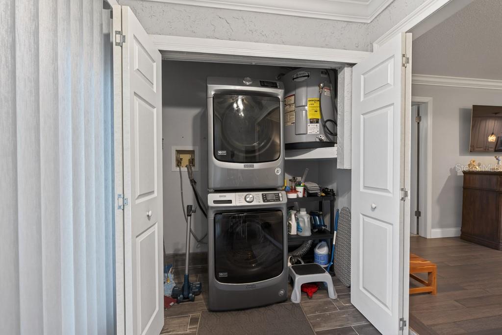 WOODLAND VILLAS CONDO 1 - Residential