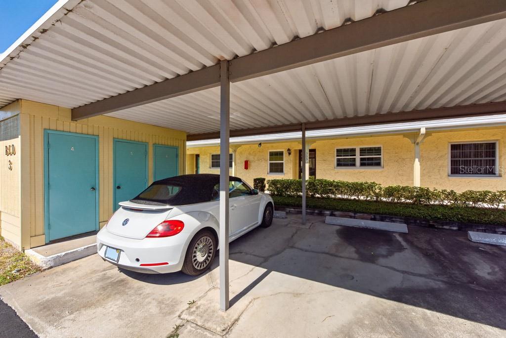 WOODLAND VILLAS CONDO 1 - Residential