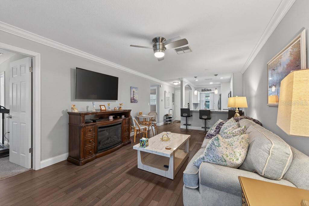 WOODLAND VILLAS CONDO 1 - Residential