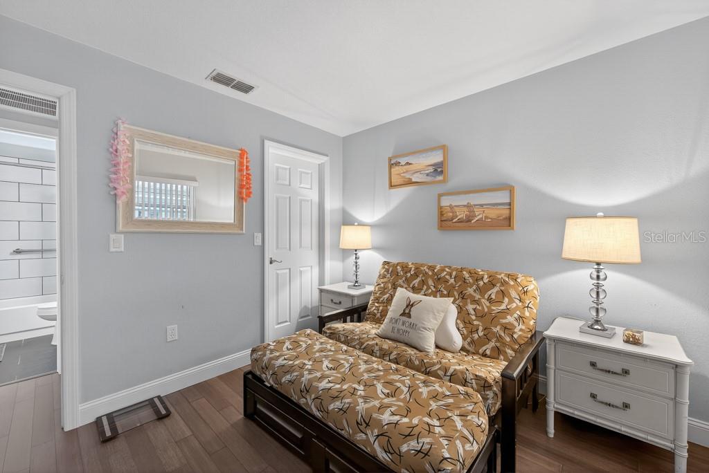 WOODLAND VILLAS CONDO 1 - Residential