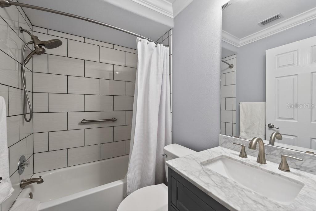 WOODLAND VILLAS CONDO 1 - Residential