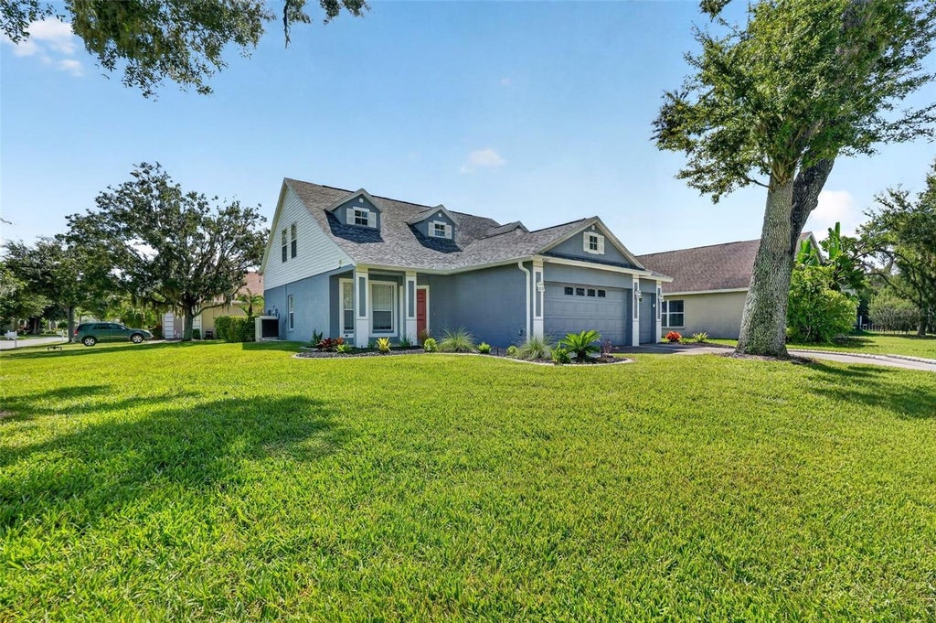 Photo of 4007 34th Street E, Bradenton, FL 34208 (MLS # A4704947)